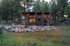 Luxurious And Tranquil Modern Mountain Cabin